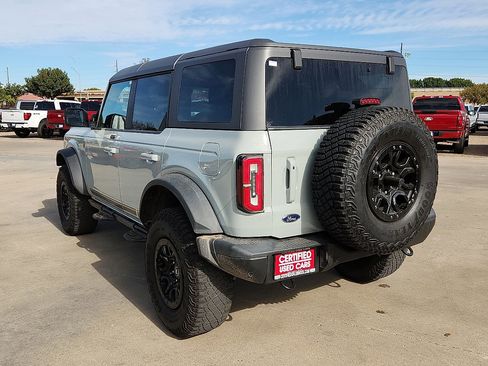 Used 2021 Ford Bronco First Edition image 2