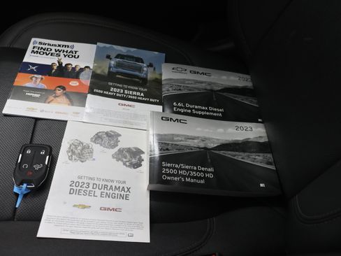 Used 2023 GMC Sierra 3500 SLT w/ Gooseneck/5TH Wheel Package image 67