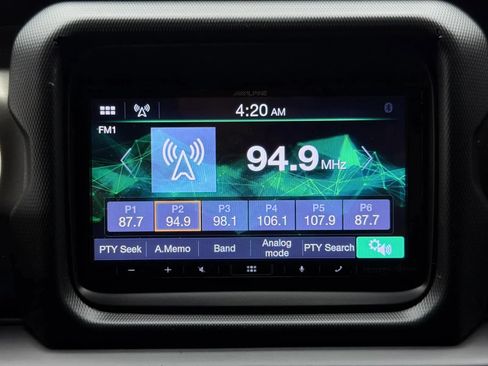 Used 2018 Jeep Wrangler Sport AWD/4WD image 31