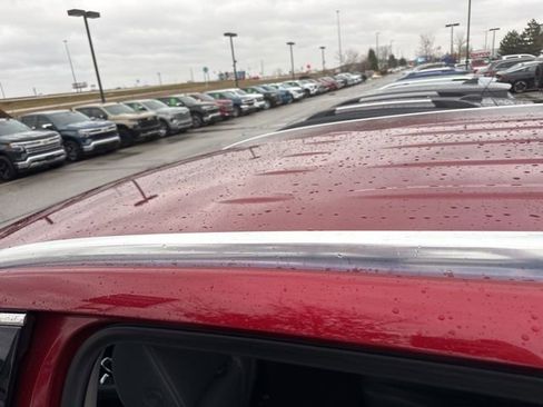 Used 2019 Buick Enclave Essence image 46