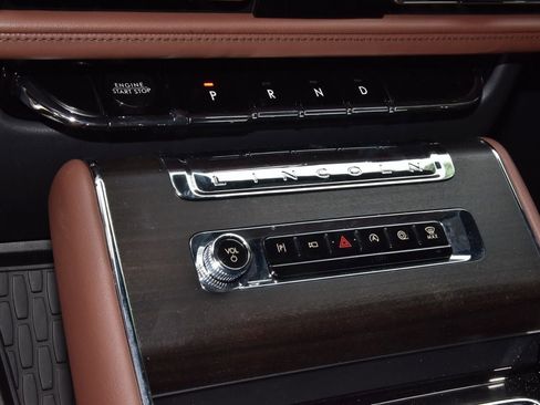 New 2026 Lincoln Aviator Reserve AWD/4WD image 30