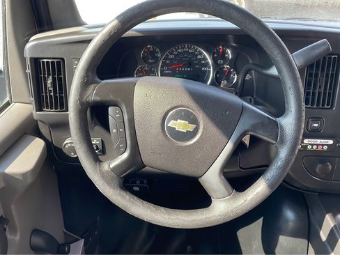 Used 2015 Chevrolet Express 3500 w/ Shuttle Bus Package image 18