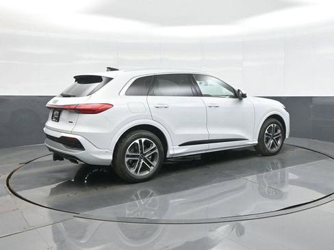 New 2026 Audi Q5 Prestige image 7