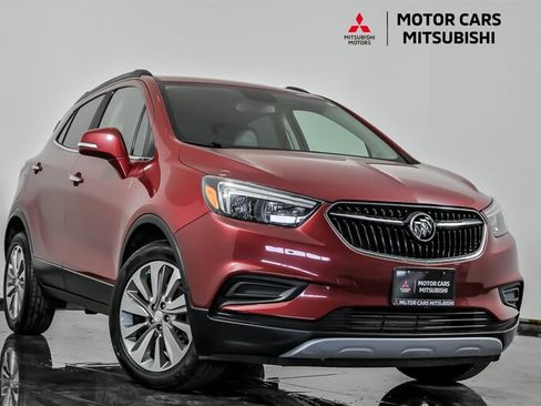 Used 2018 Buick Encore Preferred image 1