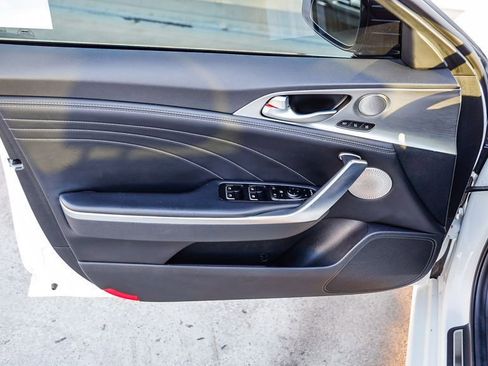 Used 2022 Kia Stinger GT2 image 25