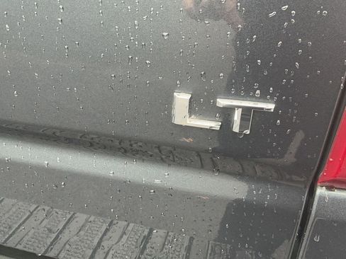 Used 2019 Chevrolet Silverado 1500 LT w/ All-Star Edition image 34