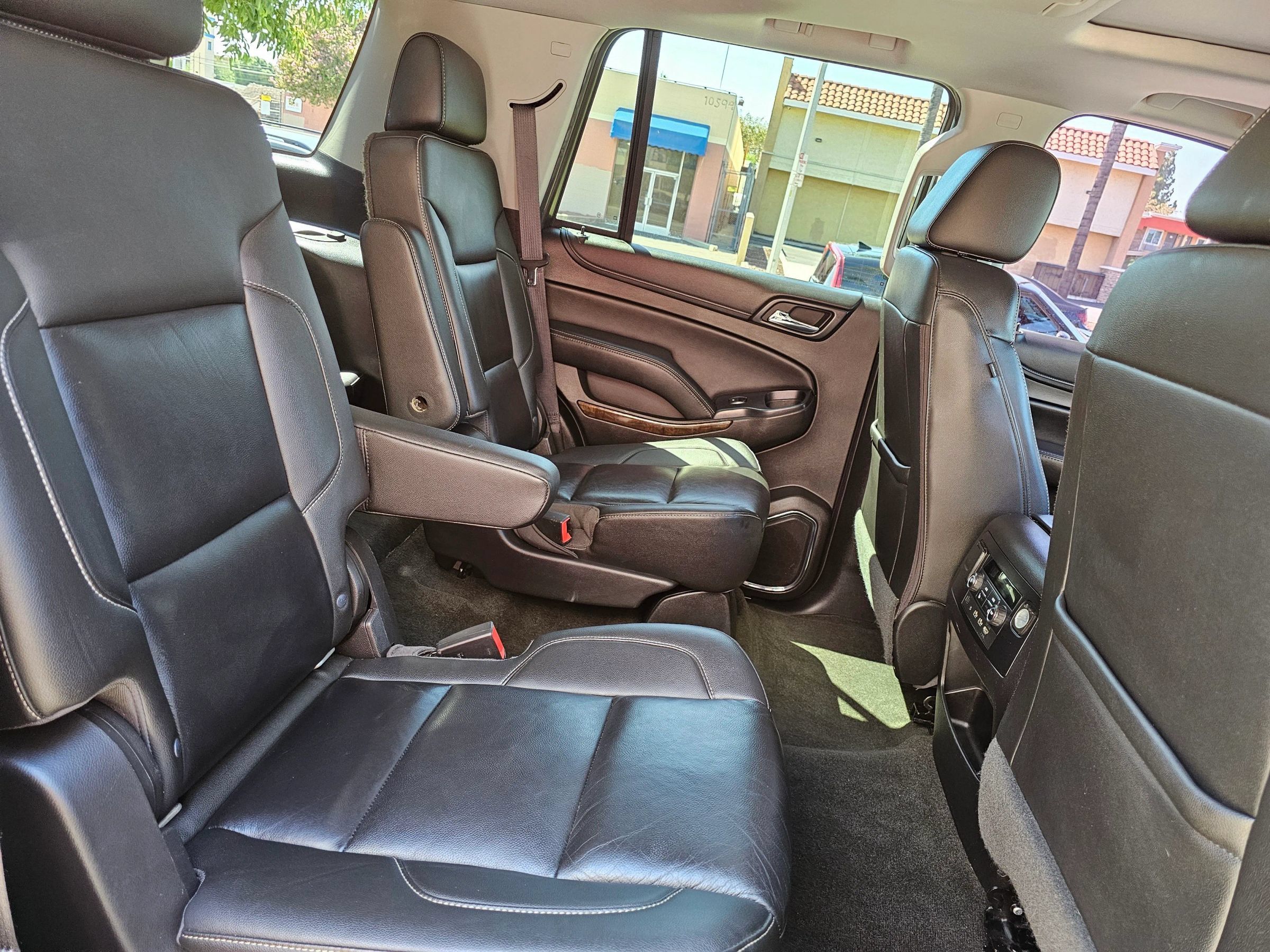 Used 2018 Chevrolet Tahoe LT AWD/4WD image 26
