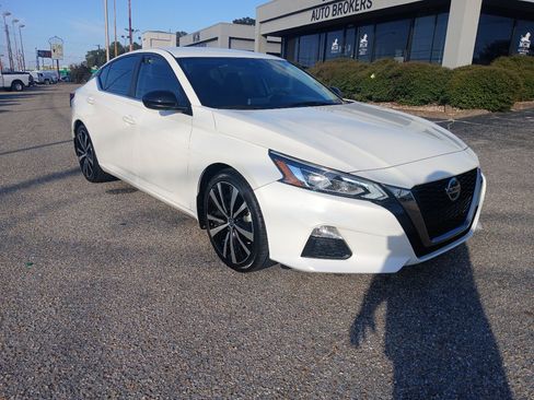 Used 2020 Nissan Altima 2.5 SR image 23