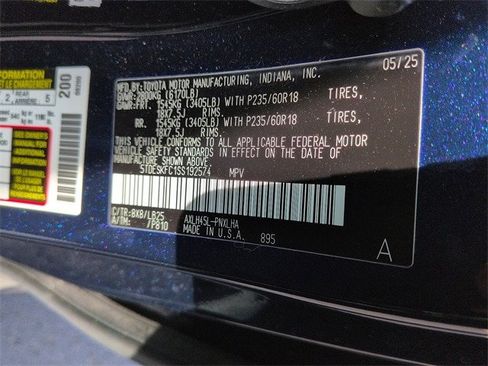 Used 2025 Toyota Sienna Platinum image 13