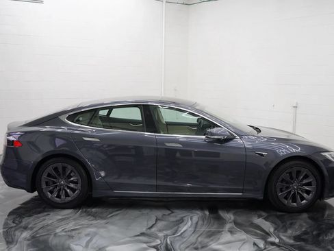 Used 2017 Tesla Model S 75D AWD/4WD image 2