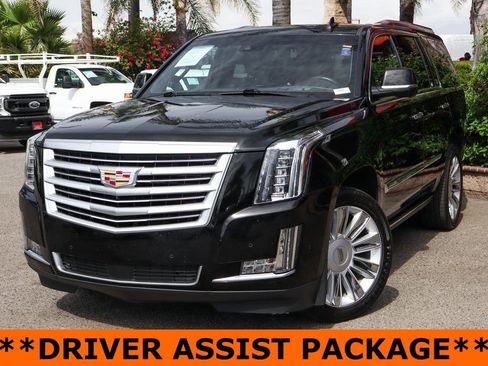 Used 2019 Cadillac Escalade Platinum AWD/4WD image 4