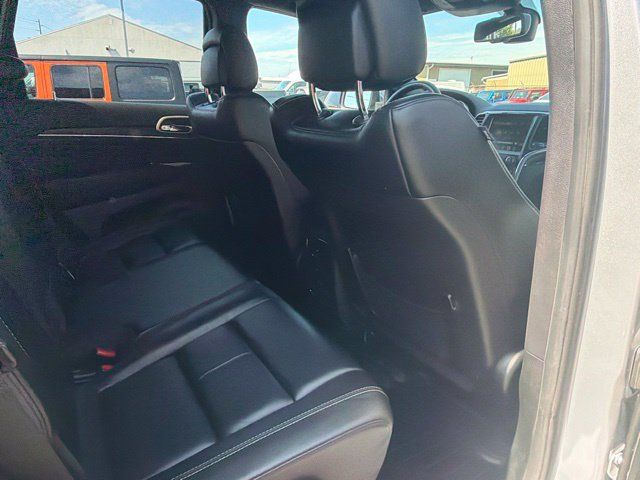 Used 2015 Jeep Grand Cherokee Limited AWD/4WD image 12