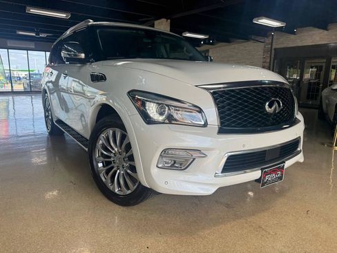 Used 2017 INFINITI QX80 2WD w/ Deluxe Technology Package image 1
