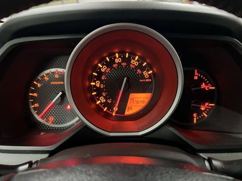 Used 2010 Toyota 4Runner 4WD image 11