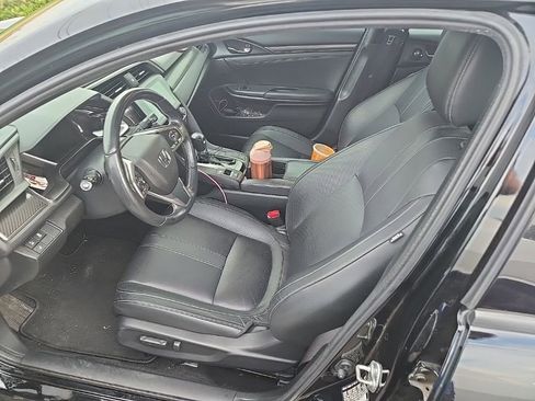 Used 2018 Honda Civic Sport Touring image 5