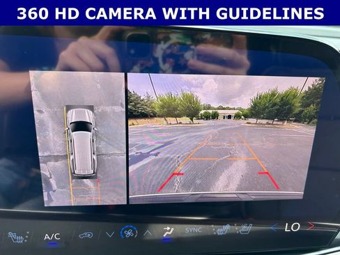 Used 2025 Chevrolet Suburban Premier w/ Sun And Tow Package AWD/4WD image 4