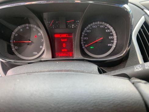 Used 2017 GMC Terrain SLT w/ Open Road Package image 9