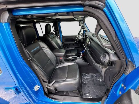 Used 2021 Jeep Wrangler Unlimited Rubicon 4xe w/ Cold Weather Group AWD/4WD image 33