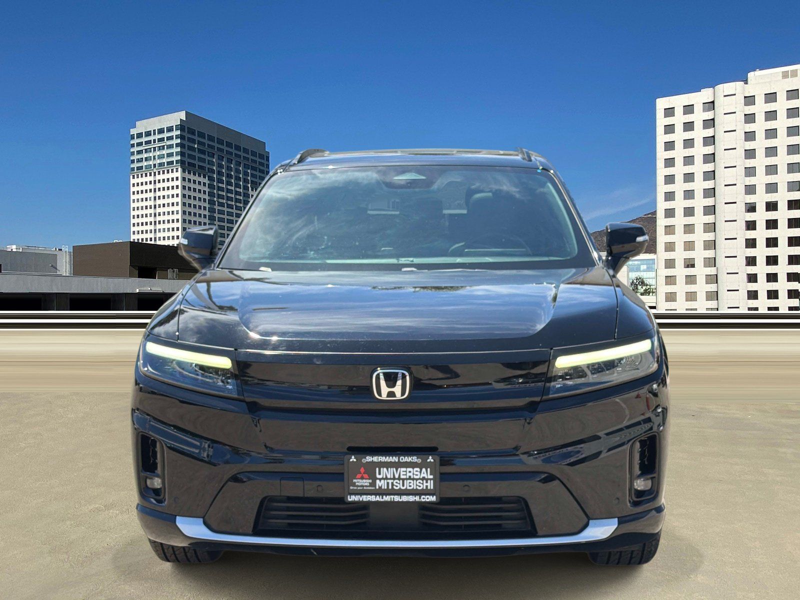 Used 2024 Honda Prologue Touring image 2