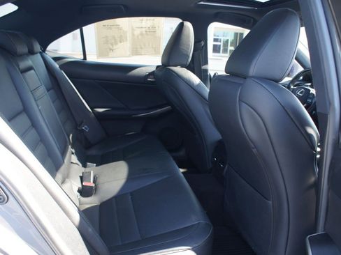 Used 2020 Lexus IS 300 F Sport w/ F Sport Package RWD image 22