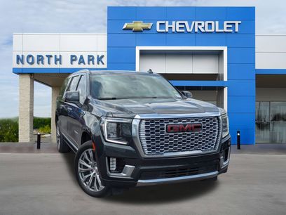 Used 2022 GMC Yukon XL Denali w/ Denali Ultimate Package