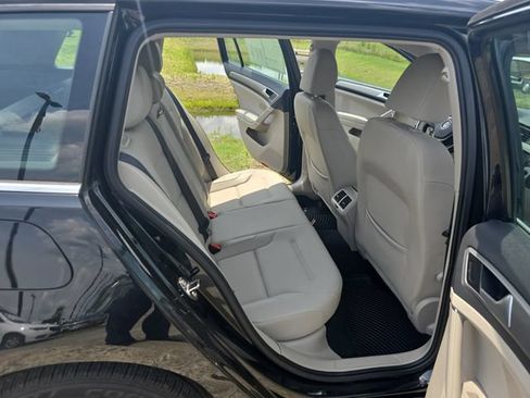Used 2015 Volkswagen Golf TDI S FWD image 14