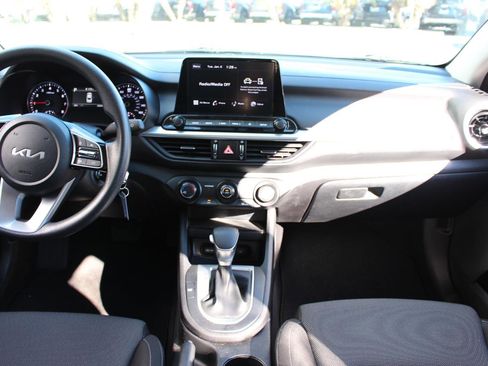 Certified 2024 Kia Forte LXS w/ LXS Technology Package image 13