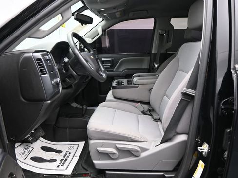 Used 2019 Chevrolet Silverado 2500 W/T AWD/4WD image 9