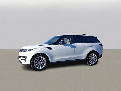 Used 2025 Land Rover Range Rover Sport SE AWD/4WD image 4