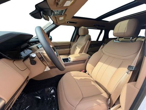 New 2026 Land Rover Range Rover Long Wheelbase SE AWD/4WD image 10