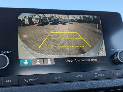 Used 2023 Honda Civic Sport image 6