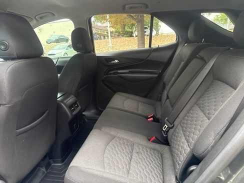 Used 2018 Chevrolet Equinox LT AWD/4WD image 13
