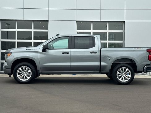 New 2026 Chevrolet Silverado 1500 Custom w/ LPO, Dark Essentials Package AWD/4WD image 7