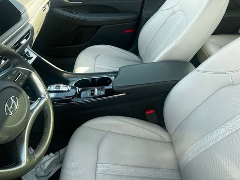 Used 2020 Hyundai Sonata Limited FWD image 6