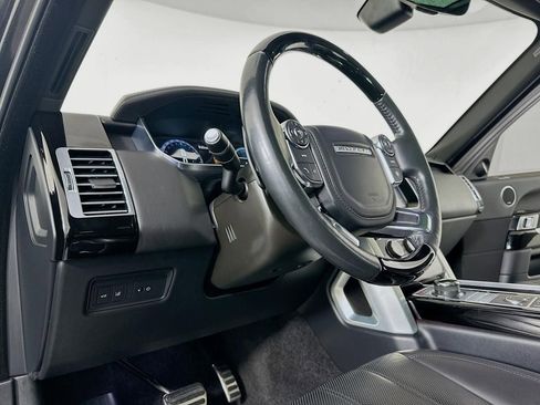 Used 2017 Land Rover Range Rover Long Wheelbase Supercharged image 10