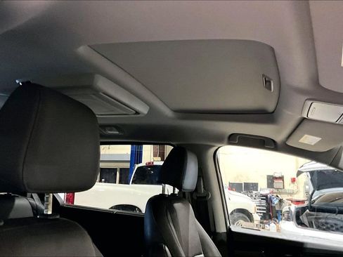 Used 2020 Honda Odyssey Elite image 18