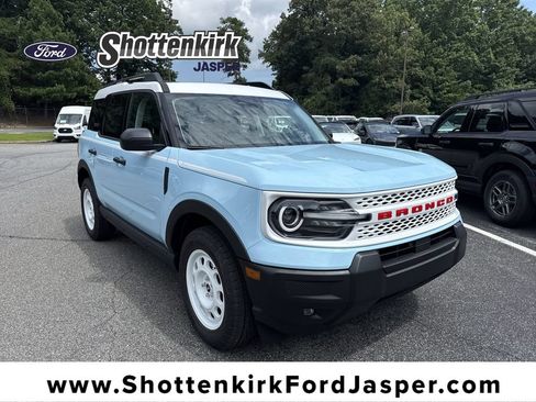 New 2026 Ford Bronco Sport Heritage w/ Convenience Package AWD/4WD image 1