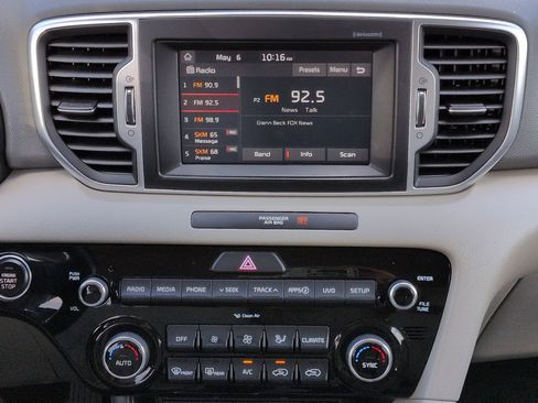 Used 2018 Kia Sportage EX FWD image 18