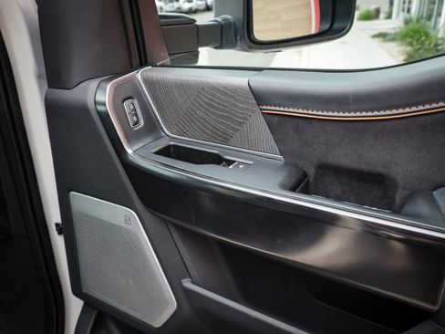 Used 2021 Ford F150 Platinum w/ Equipment Group 701A High AWD/4WD image 27