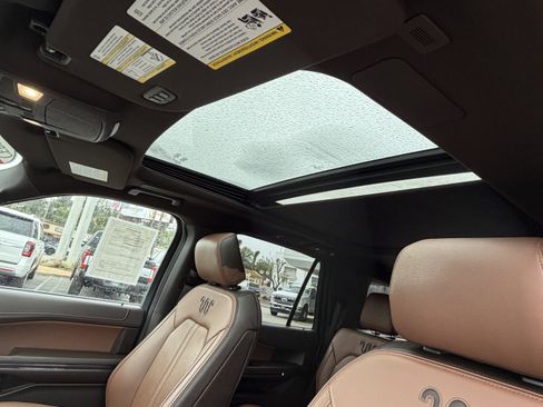 Certified 2023 Ford Expedition Max King Ranch image 17