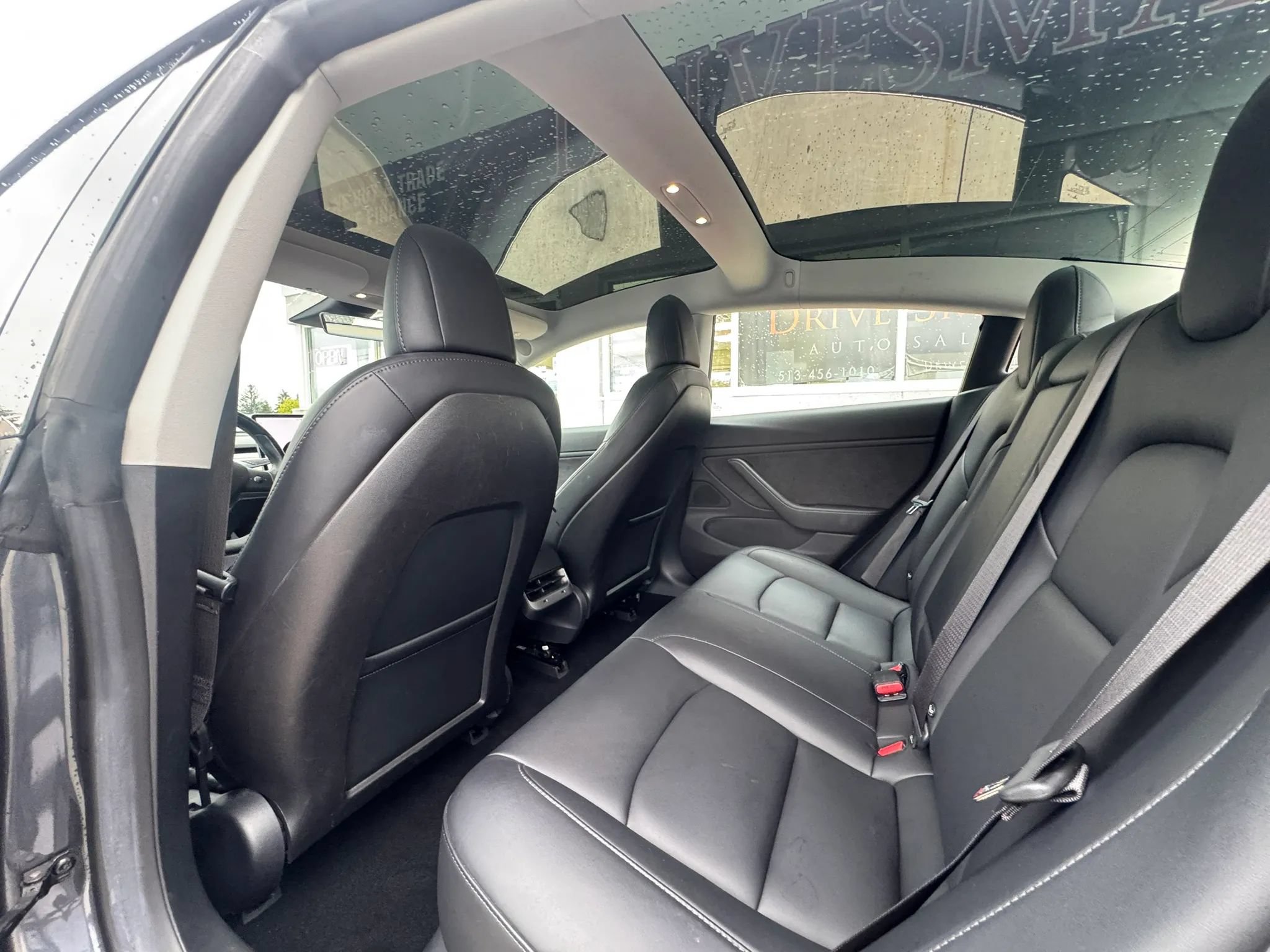 Used 2018 Tesla Model 3 Long Range RWD image 9