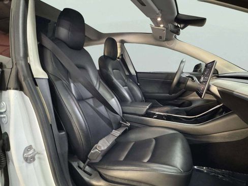 Used 2020 Tesla Model 3 Standard Range Plus image 38