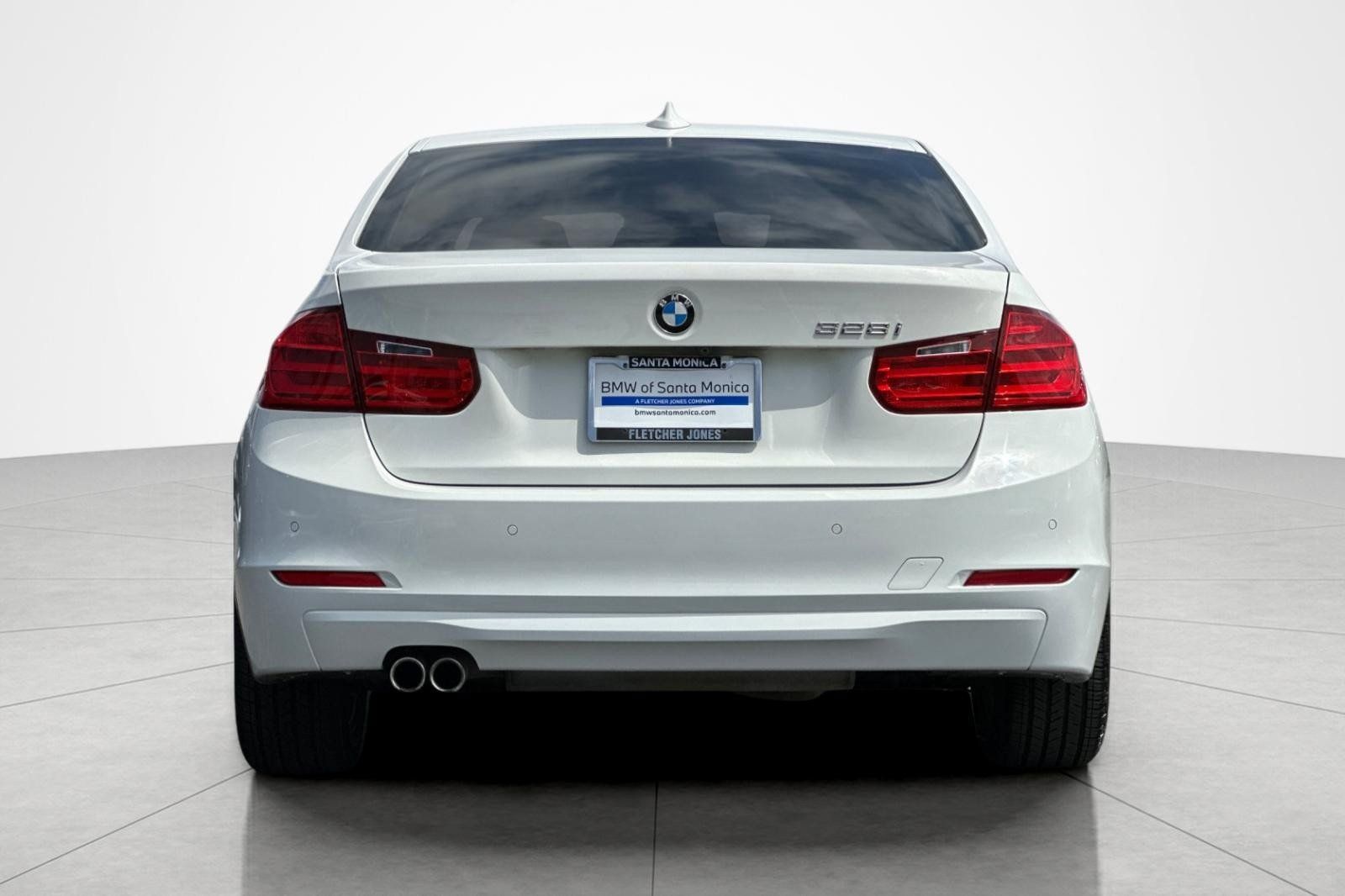 Used 2015 BMW 328i Sedan RWD image 4