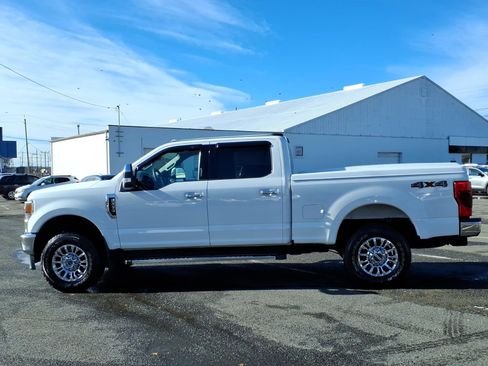 Used 2022 Ford F250 XLT w/ XLT Premium Package image 4