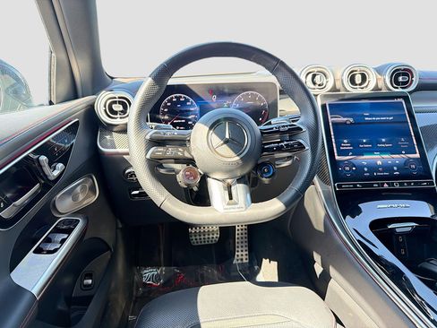 Used 2025 Mercedes-Benz GLC 43 AMG 4MATIC image 18