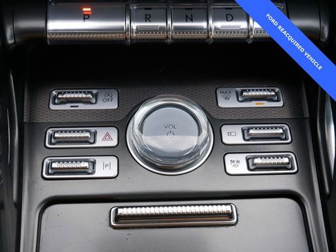 Used 2024 Lincoln Nautilus Premier w/ Equipment Group 102A image 23