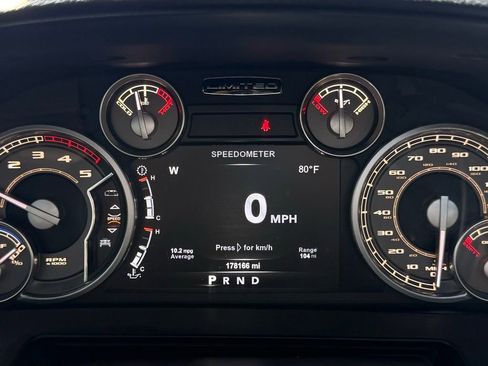 Used 2017 RAM 3500 Laramie Longhorn image 33