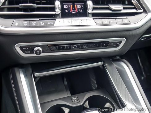 Used 2023 BMW X6 xDrive40i AWD/4WD image 21
