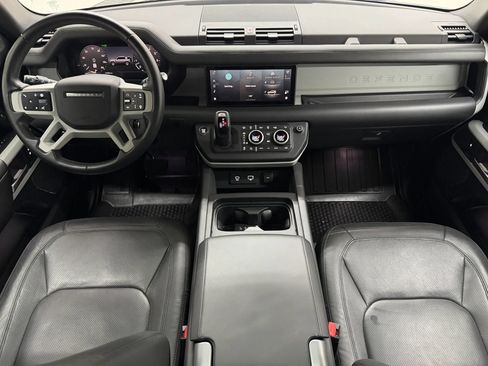 Used 2024 Land Rover Defender 110 SE AWD/4WD image 52