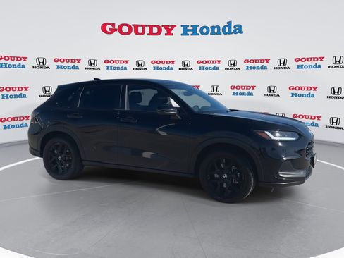 Used 2025 Honda HR-V Sport image 2